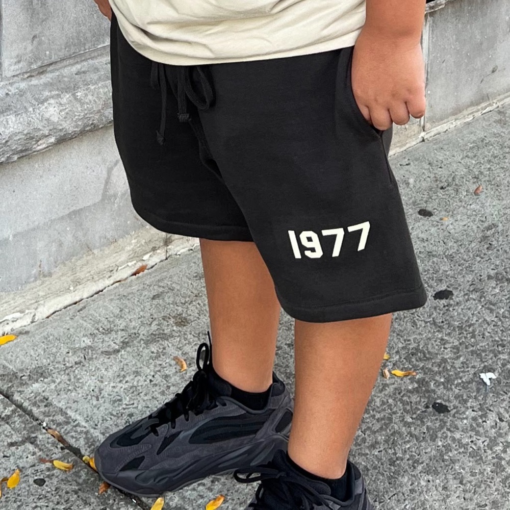 Essentials Black Shorts with 1977 Print - Picture 2 of 3